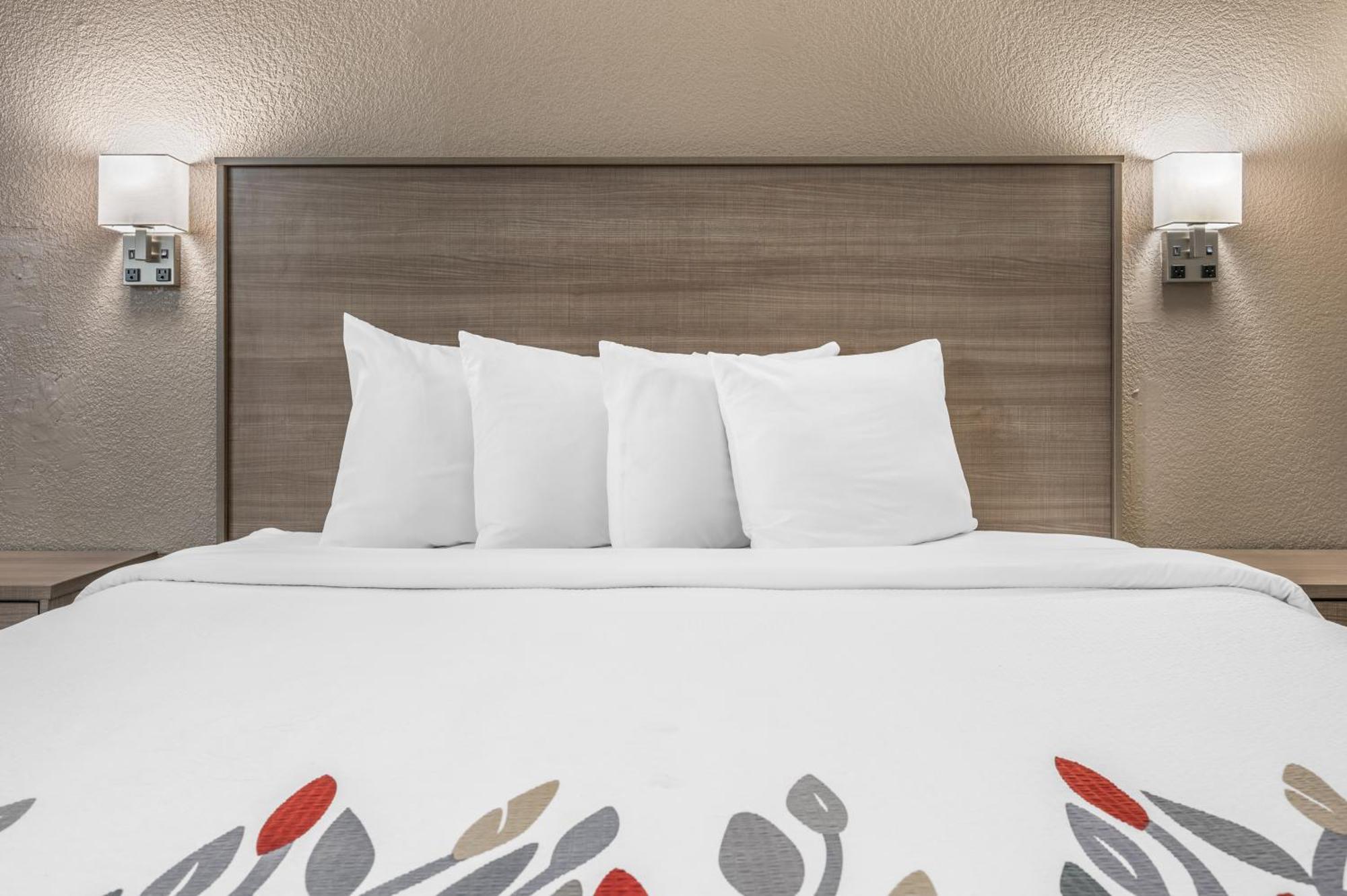 Red Roof Inn Greencastle South - Cloverdale المظهر الخارجي الصورة