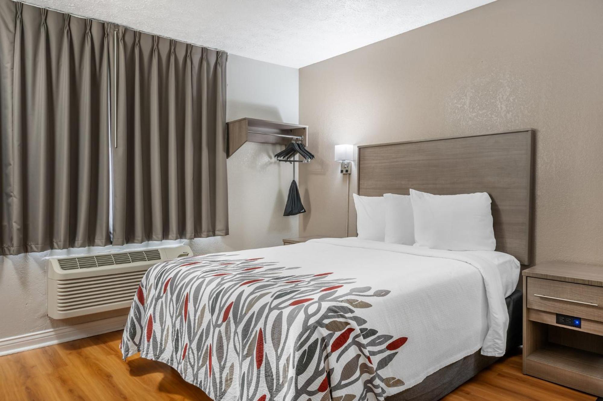 Red Roof Inn Greencastle South - Cloverdale المظهر الخارجي الصورة